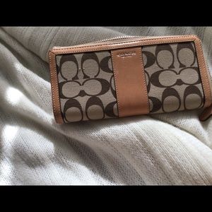 Coach wallet